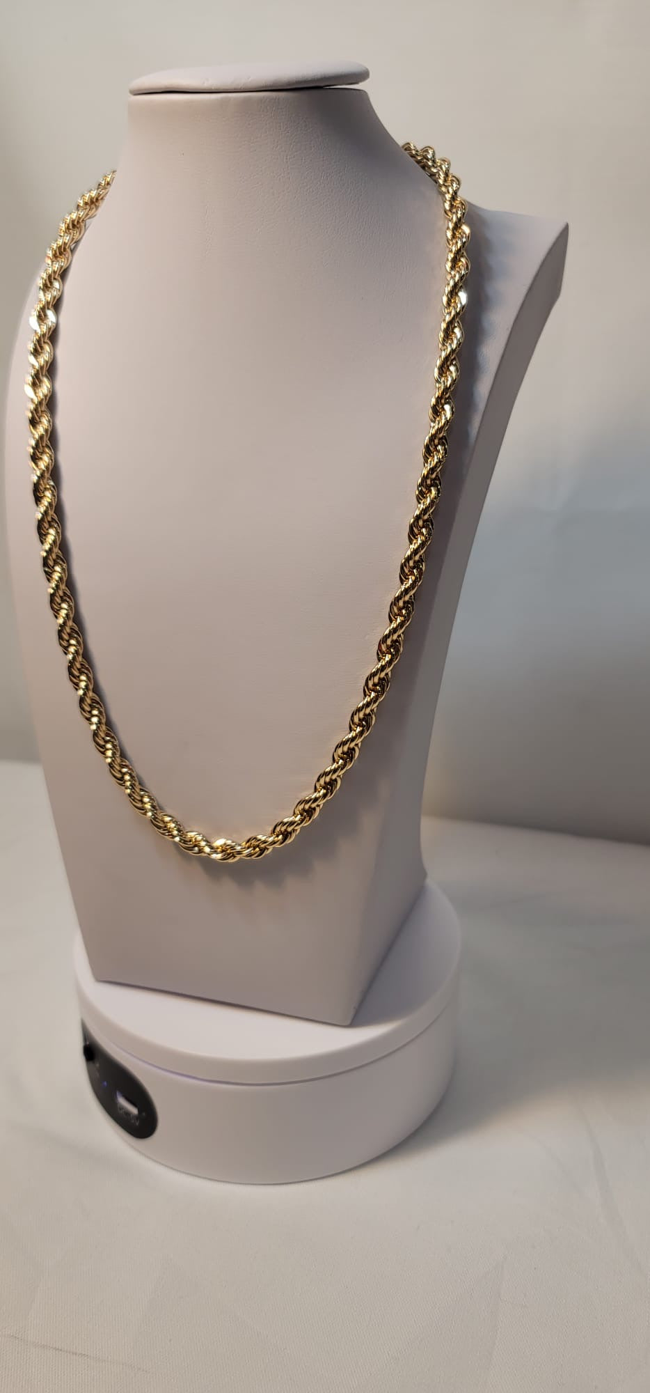 GOLDEN ROPE CHAIN 20.8"