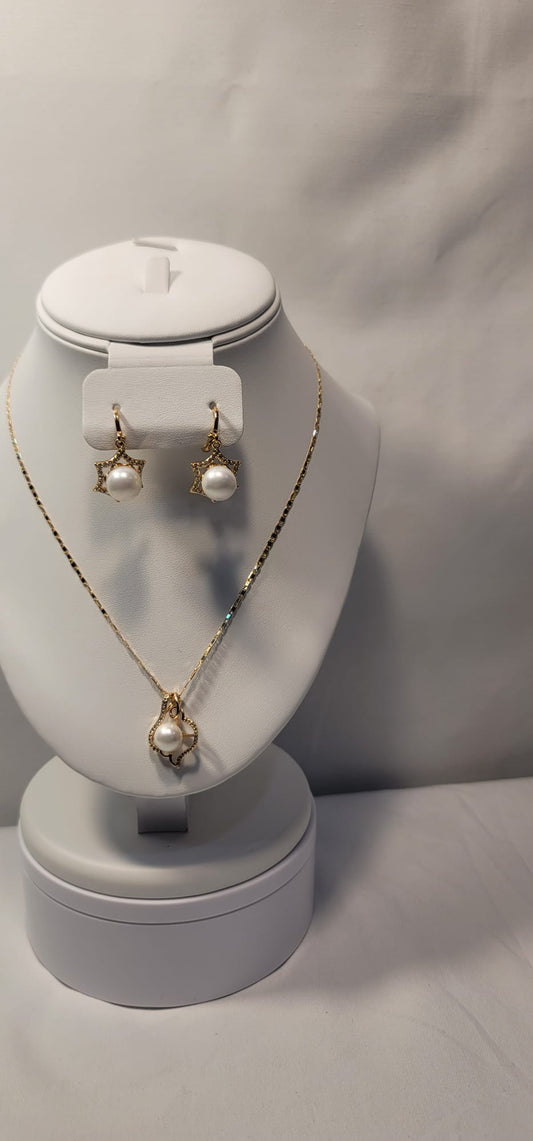 RADIANT STAR PEARL GOLD NECKLACE AND EARRINGS SET